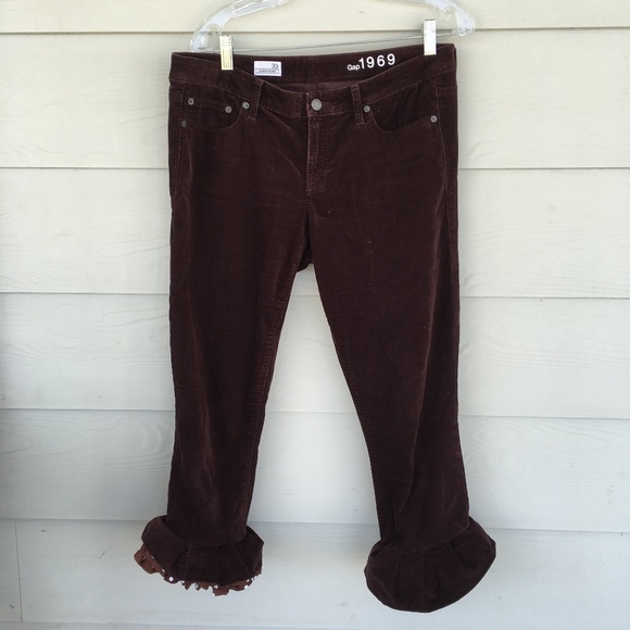 Velvet Brown Polka Dot Ruffle Capri's - Picture 3 of 5